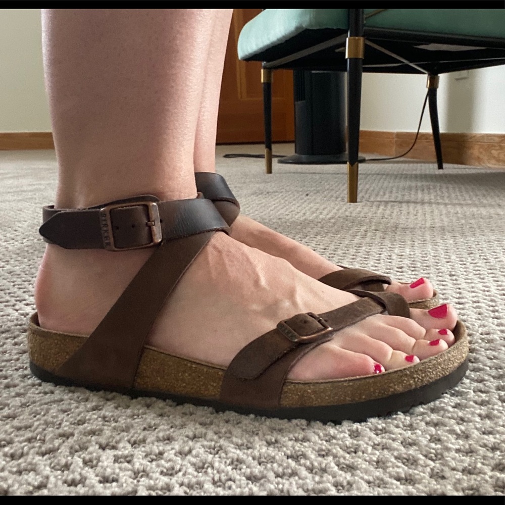 Birkenstocks Yara - Size 36